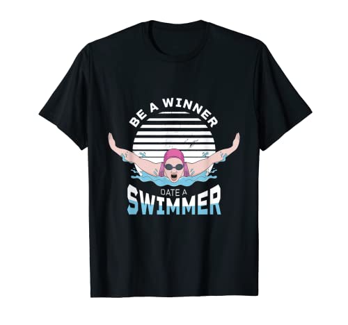 Disegno di meme di nuoto della farfalla per una nuotatrice femminile Maglietta
