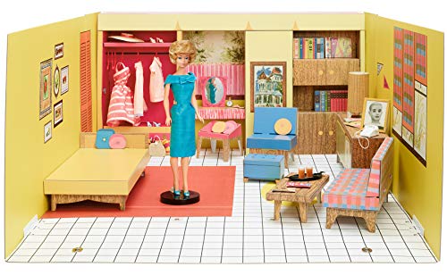 Barbie Casa dei Sogni Vintage,  Riproduzione del 1962 con Bambola, 3 Abiti e Accessori, da Collezione, GNC38